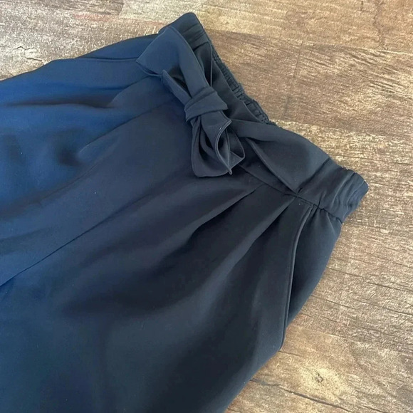 Lululemon Noir Pant Black Dress Pants Elastic waist and tie - Picture 6 of 8